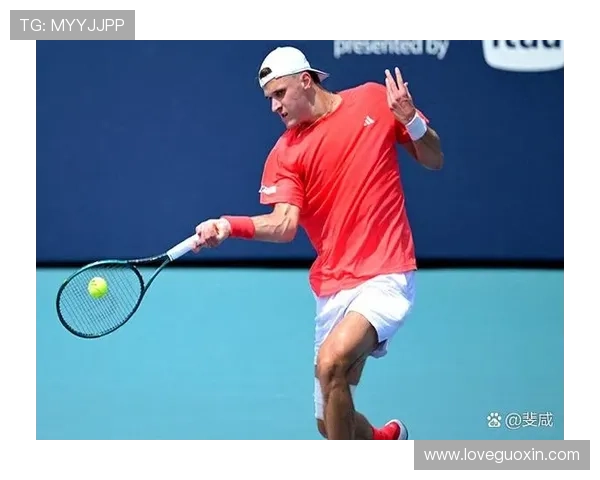 2025年网球赛季开局强势 新星崛起与老将挑战赛场激烈对决