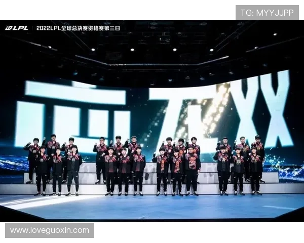 《英雄联盟全球总决赛正式启动 亚洲战队竞争激烈 聚焦赛场精彩瞬间》