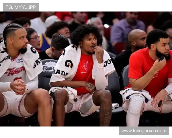 全球总决赛爆冷黑马强势逆袭夺冠震惊电竞圈引发热议