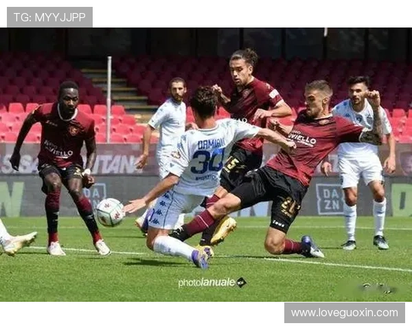 萨勒尼塔纳俱乐部历史沿革与未来发展展望分析