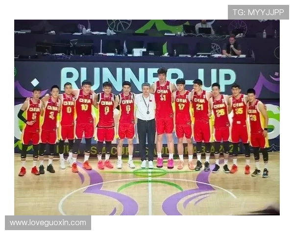 中国男篮逆袭战胜澳大利亚迎来世界杯复赛希望，全队表现抢眼再现强势斗志