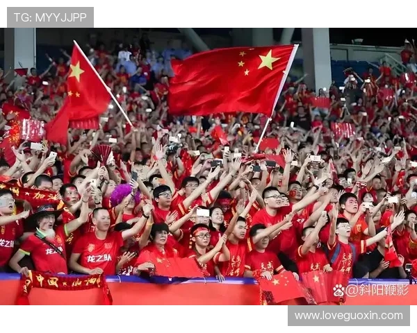 中国足球超级联赛迎来新赛季 强强对决点燃球迷热情 新星崭露头角