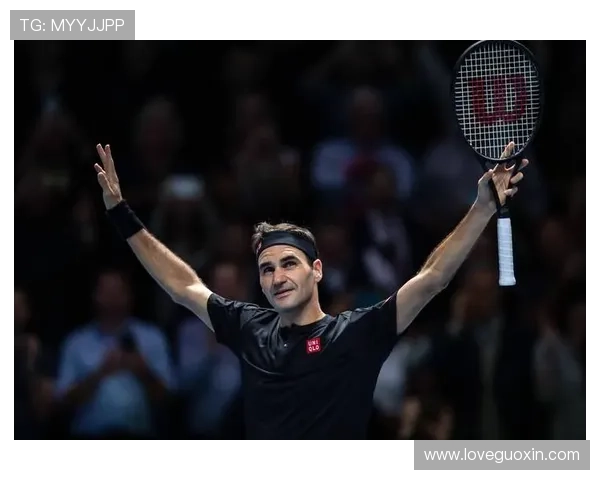 费德勒宣布退役后首度公开亮相 与纳达尔共享温网回忆